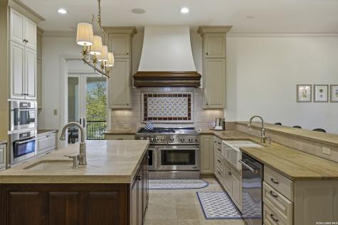 52 Oakland Hills Boerne TX 78006