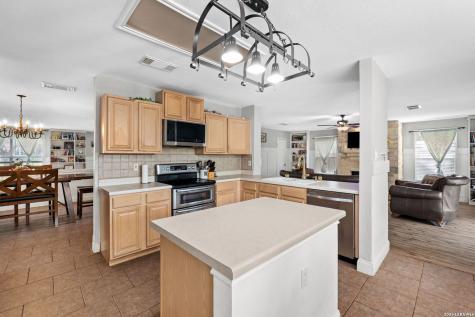 4123 Knollpass San Antonio TX 78247