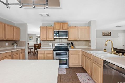 4123 Knollpass San Antonio TX 78247