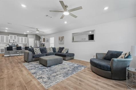 21258 Watercourse San Antonio TX 78266