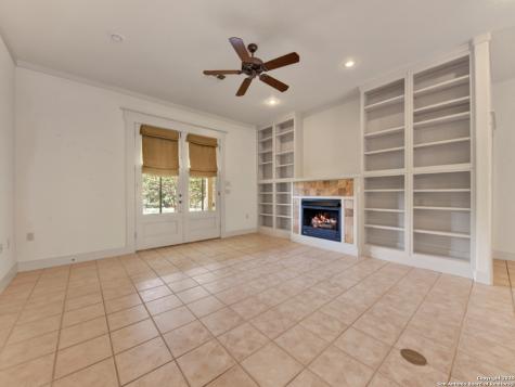 1210 Whispering Woods New Braunfels TX 78132