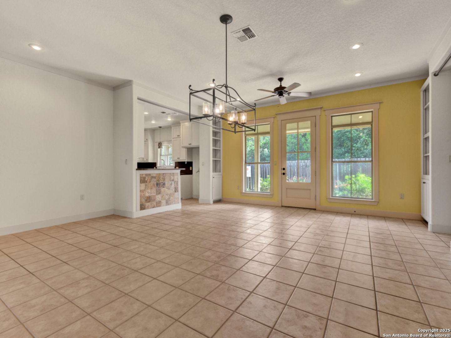 1210 Whispering Woods New Braunfels TX 78132