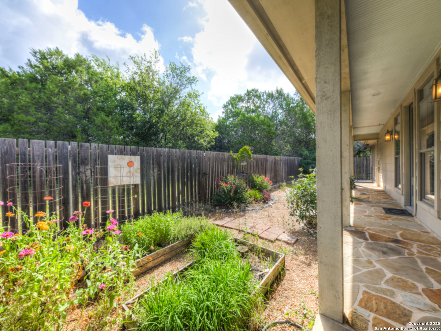 1210 Whispering Woods New Braunfels TX 78132