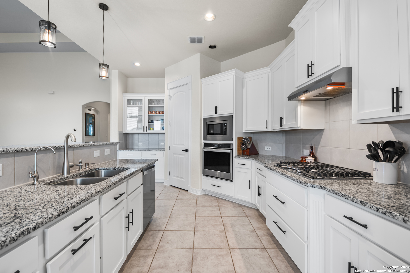 7710 Hays Hill San Antonio TX 78256