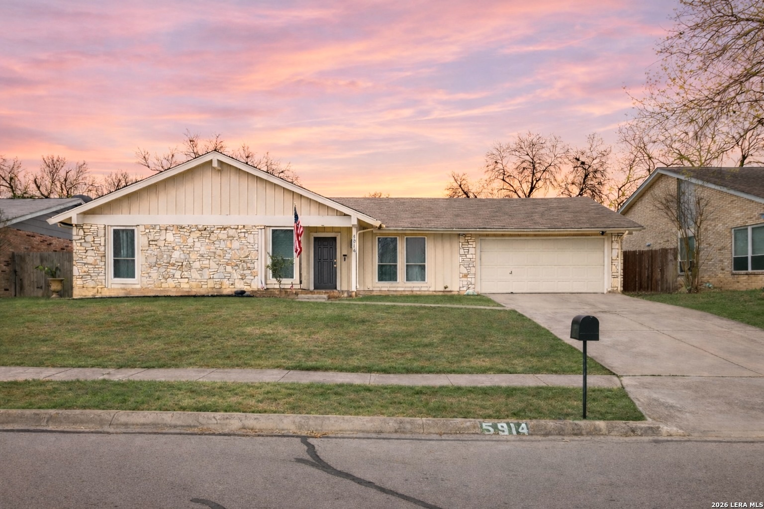 5914 Freemans Farm San Antonio TX 78233