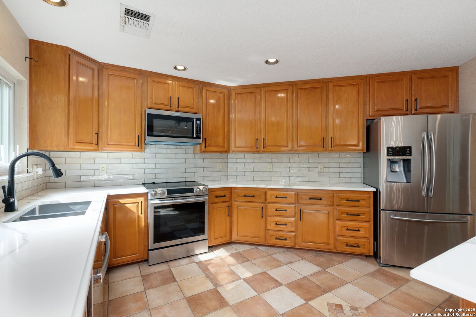 14128 Emerald Hill San Antonio TX 78231