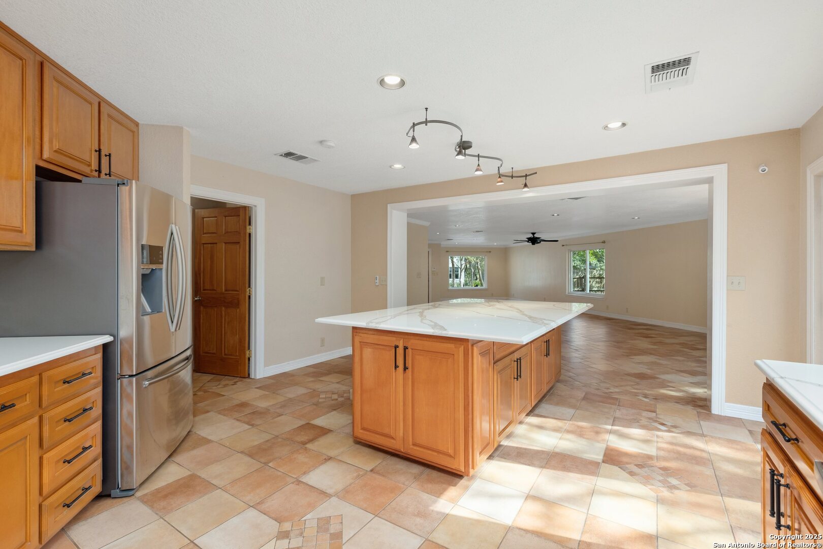 14128 Emerald Hill San Antonio TX 78231