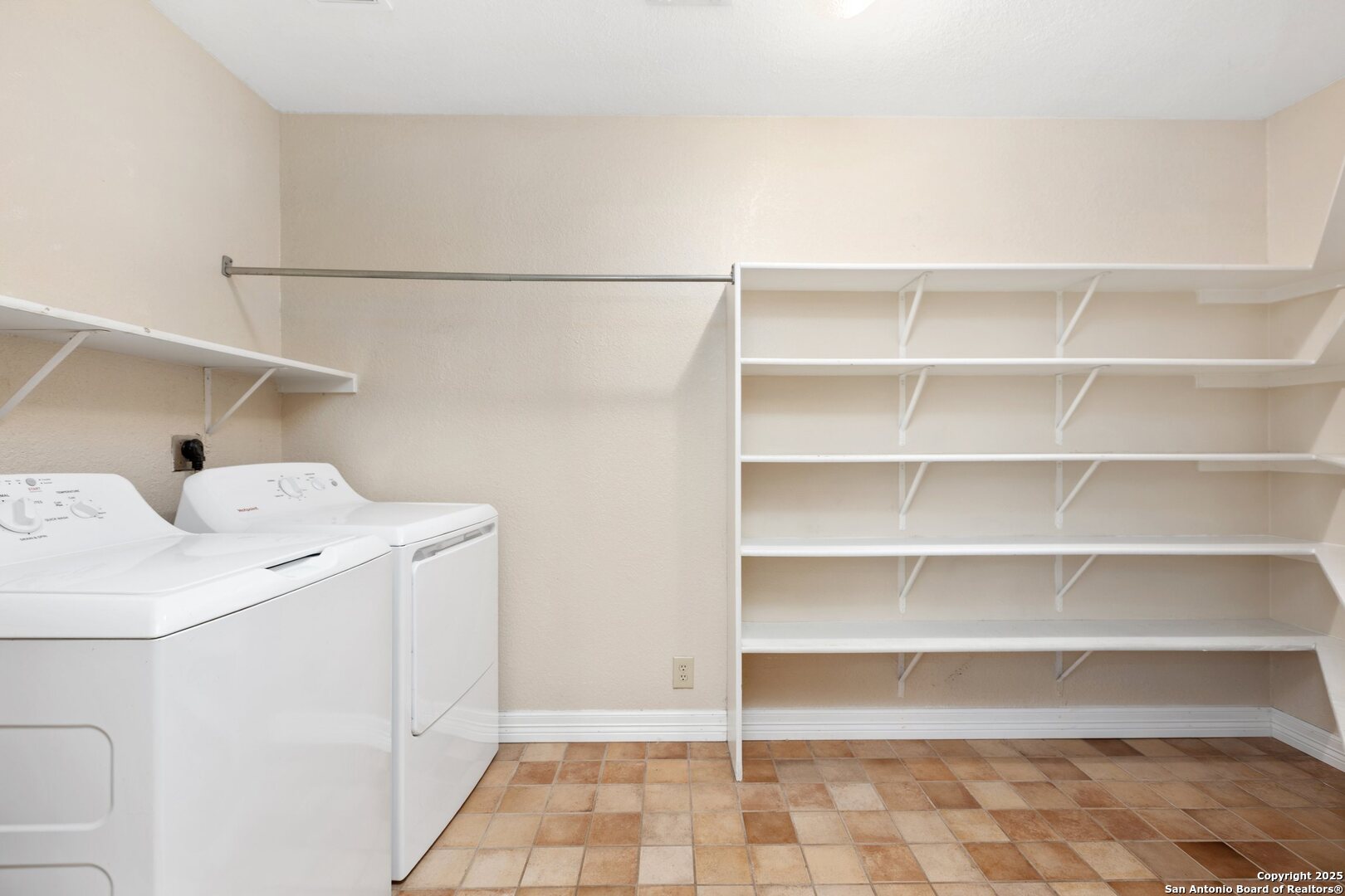 14128 Emerald Hill San Antonio TX 78231