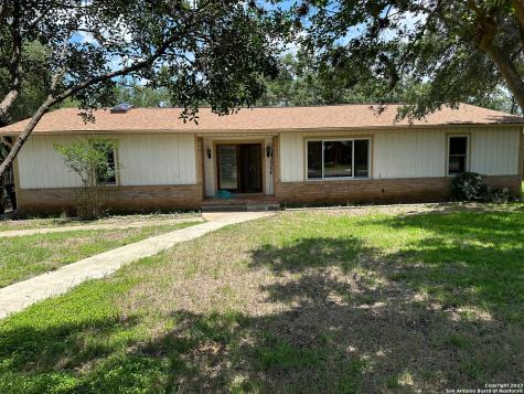 805 Franklin Drive San Marcos TX 78666