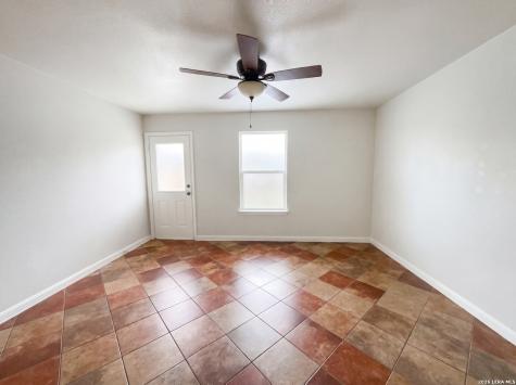 5839 Blonde Canyon San Antonio TX 78252