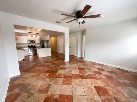 5839 Blonde Canyon San Antonio TX 78252