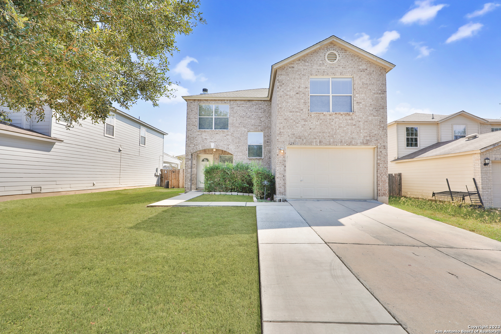 2510 Sunbird Lake San Antonio TX 78245