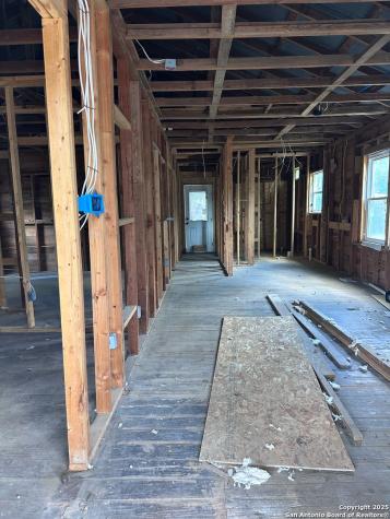 710 Fifth Street Natalia TX 78059