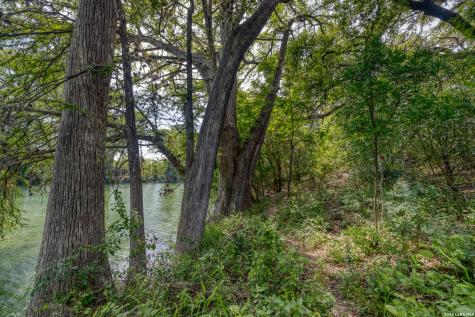 19967 Tx- 127 Concan TX 78881
