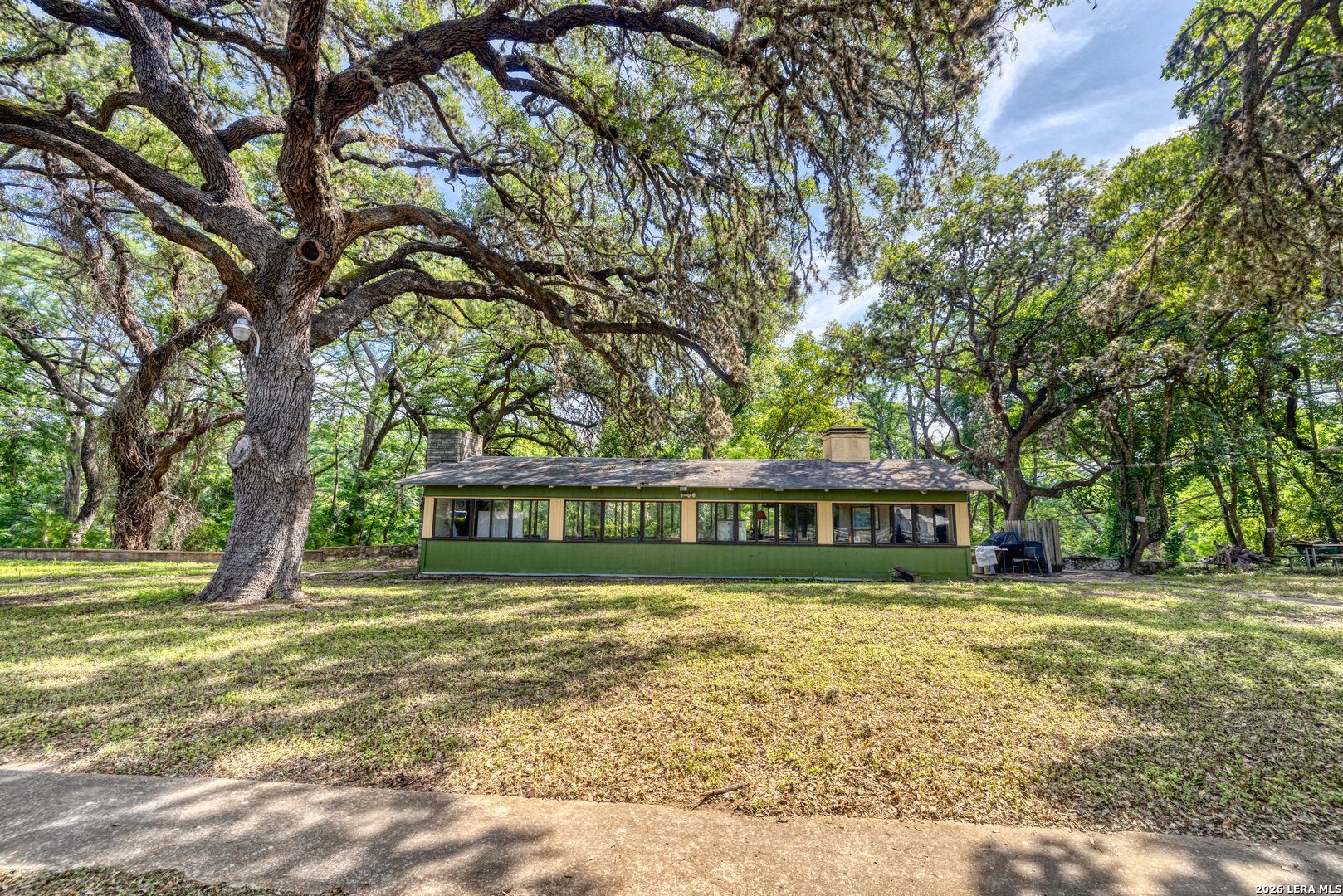 19967 Tx- 127 Concan TX 78881