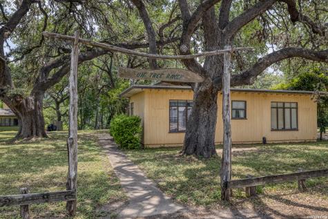 19967 Tx- 127 Concan TX 78881