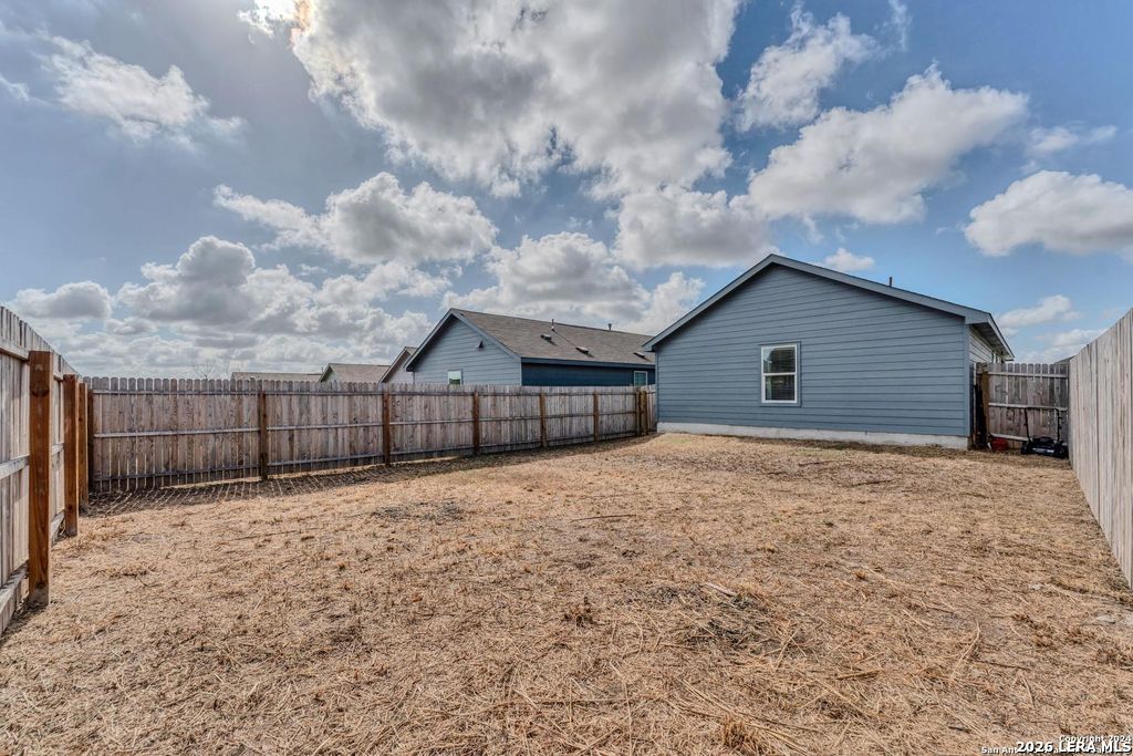 4407 Geyser Lake San Antonio TX 78223