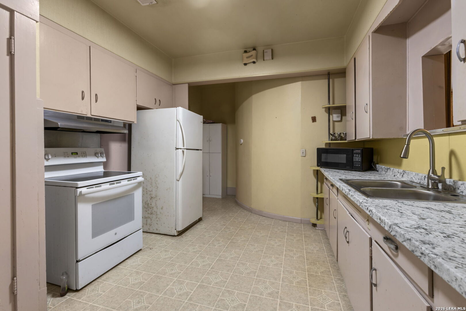 231 Dumoulin Avenue San Antonio TX 78210
