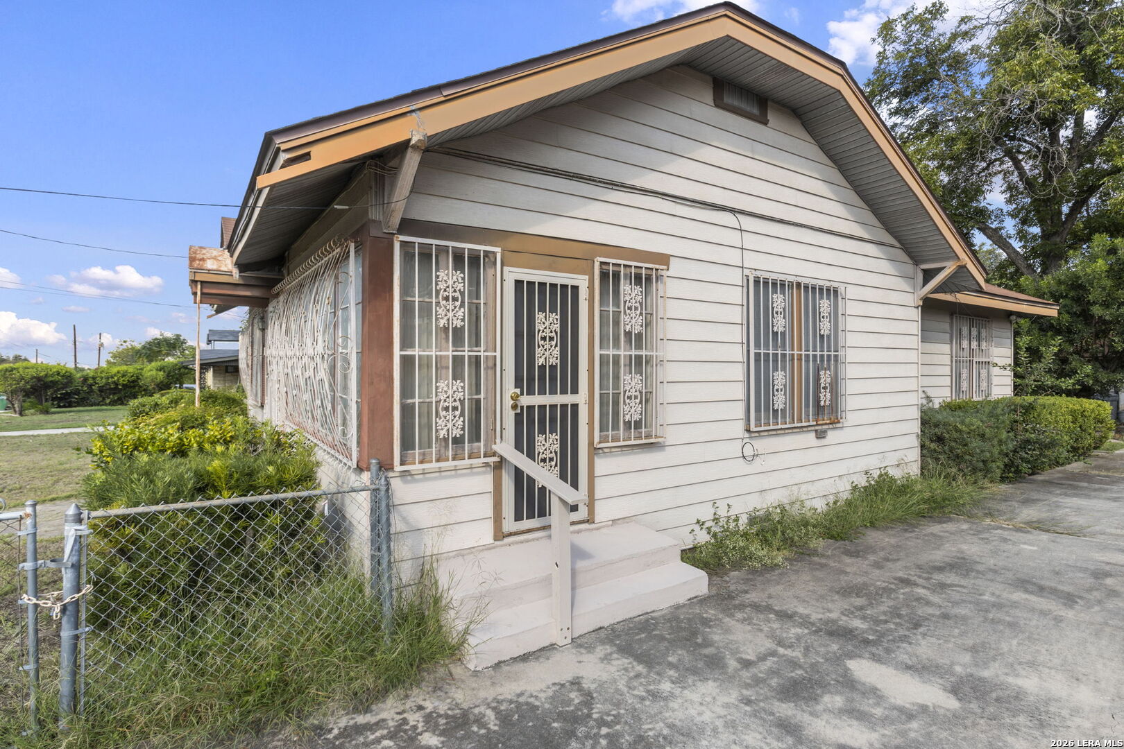 231 Dumoulin Avenue San Antonio TX 78210