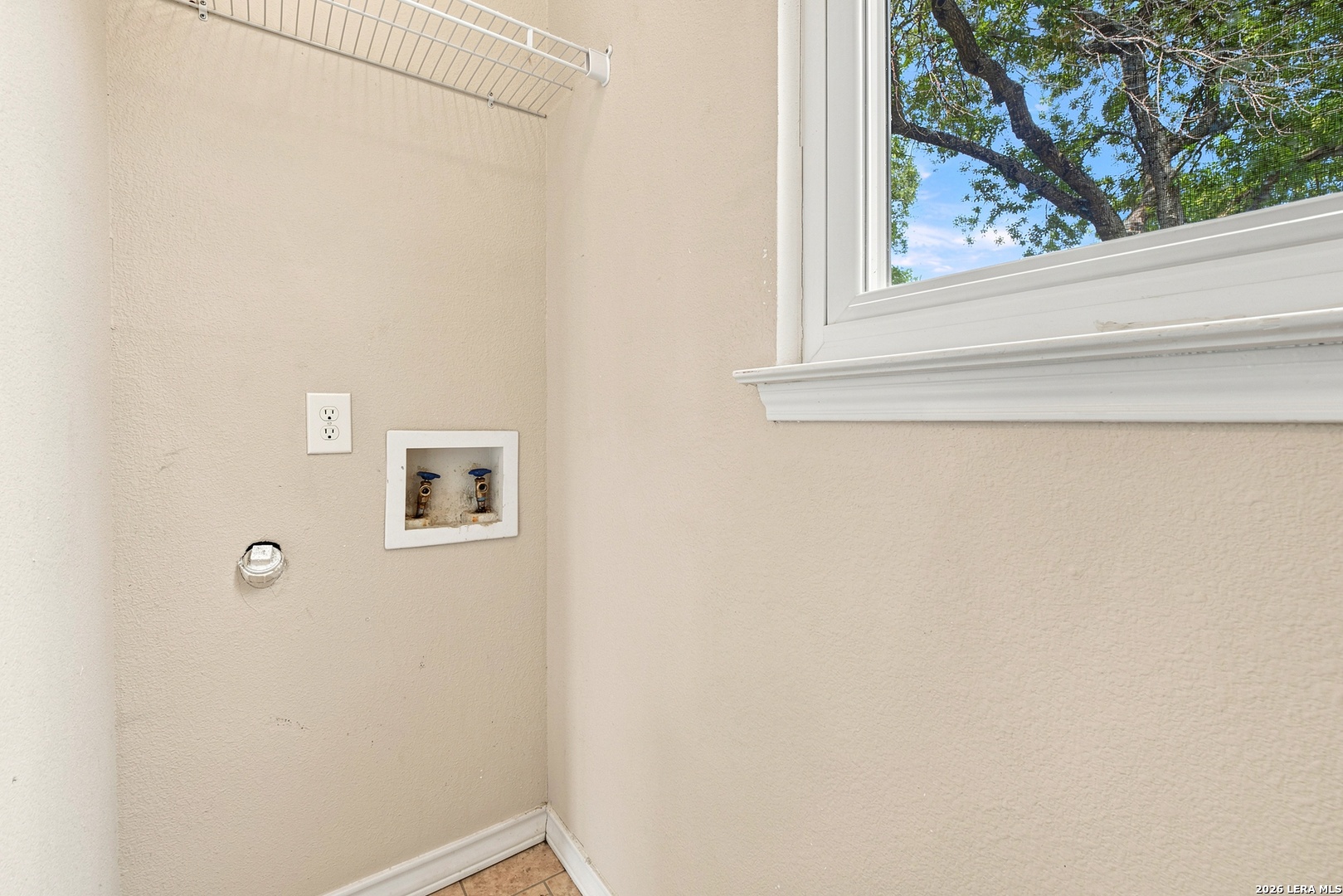 3026 Beacon Field San Antonio TX 78245