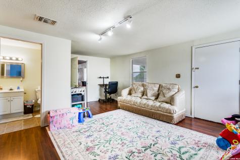 301 E County Road 678 Natalia TX 78059