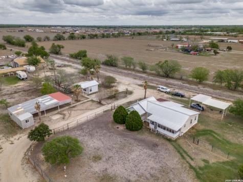 301 E County Road 678 Natalia TX 78059