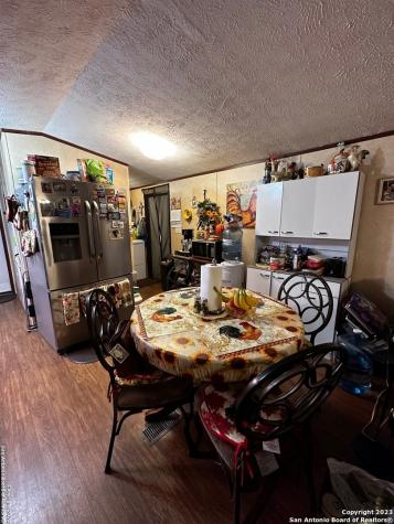 3911 Anaqua Drive Elmendorf TX 78112
