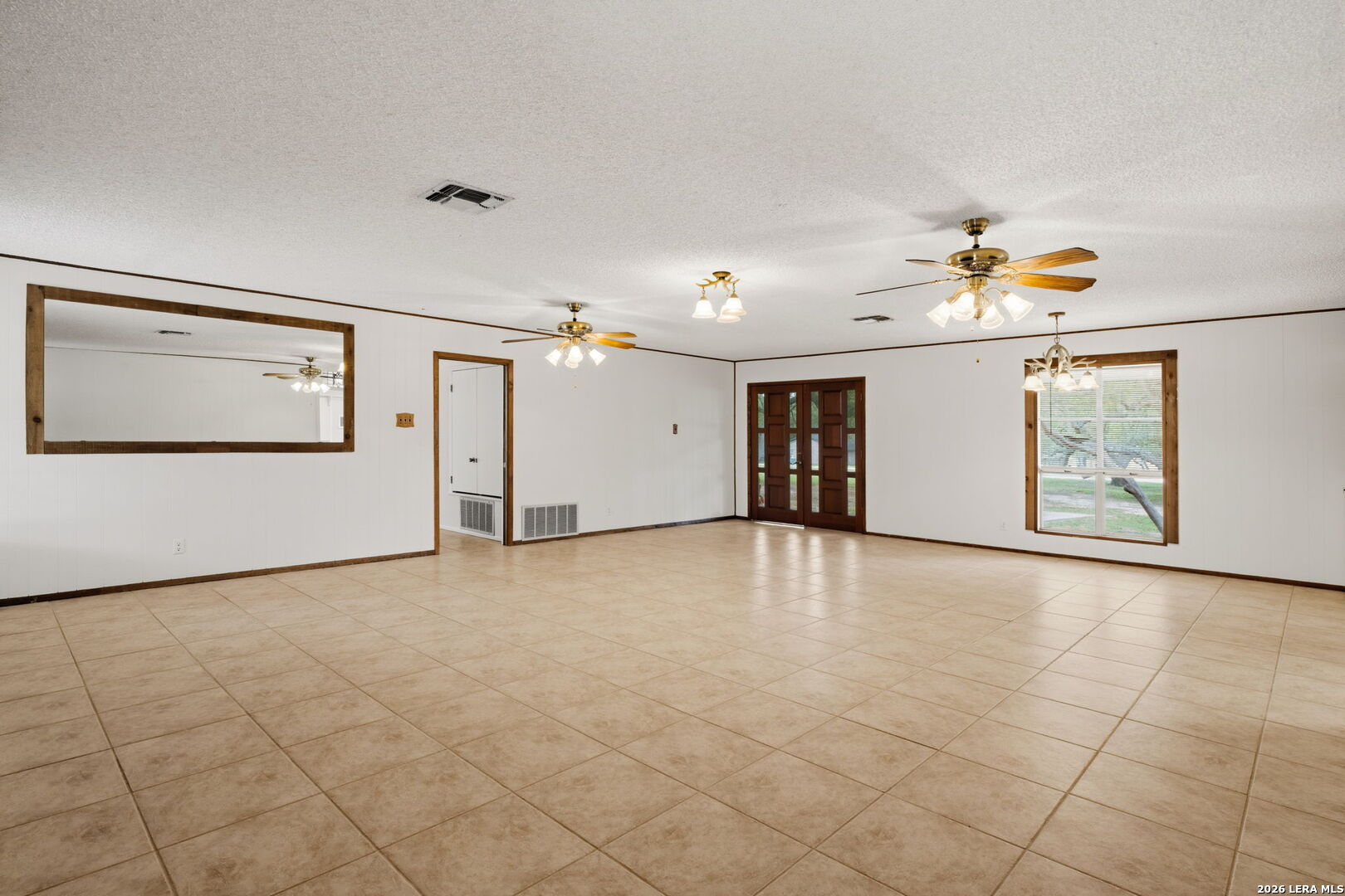 105 Deer Run Pleasanton TX 78064