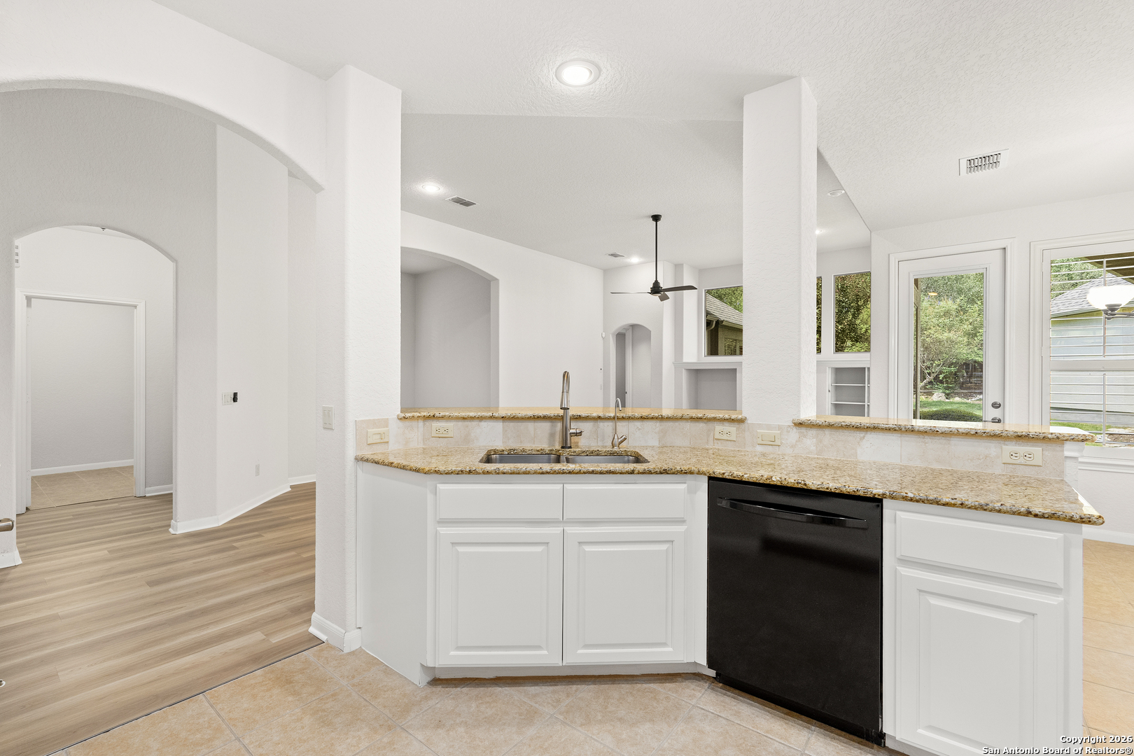 51 Grassmarket San Antonio TX 78259