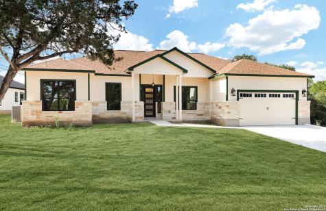 265 Creekwood Drive Bandera TX 78003