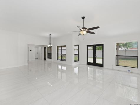 1147 Quail Hollow Laredo TX 78045