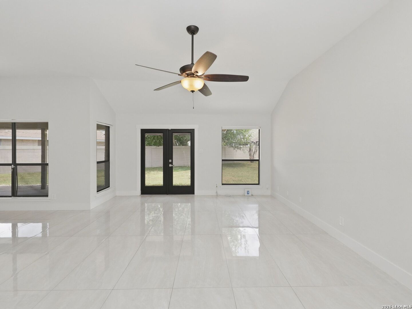 1147 Quail Hollow Laredo TX 78045