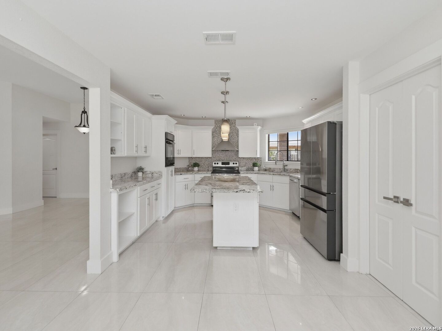1147 Quail Hollow Laredo TX 78045