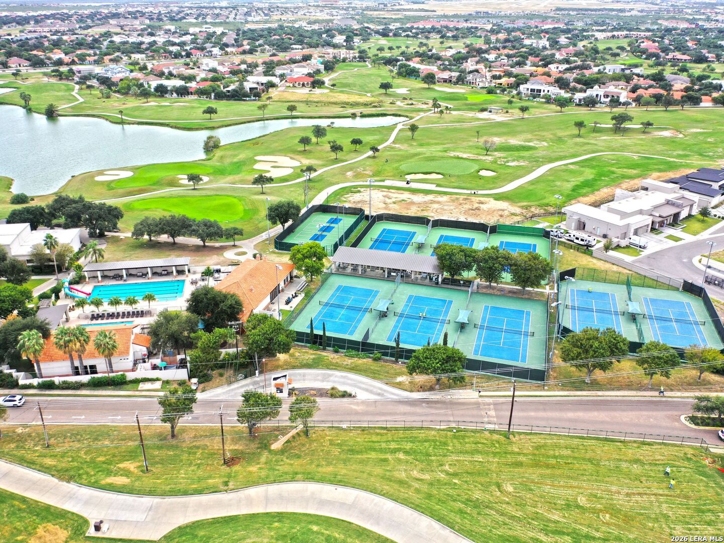 1147 Quail Hollow Laredo TX 78045