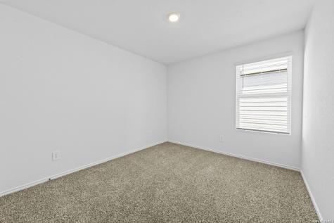 16064 Mahogany Way Elmendorf TX 78112