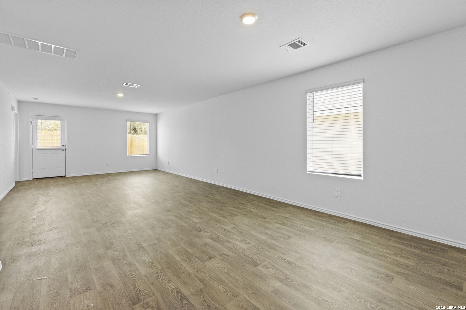 16064 Mahogany Way Elmendorf TX 78112