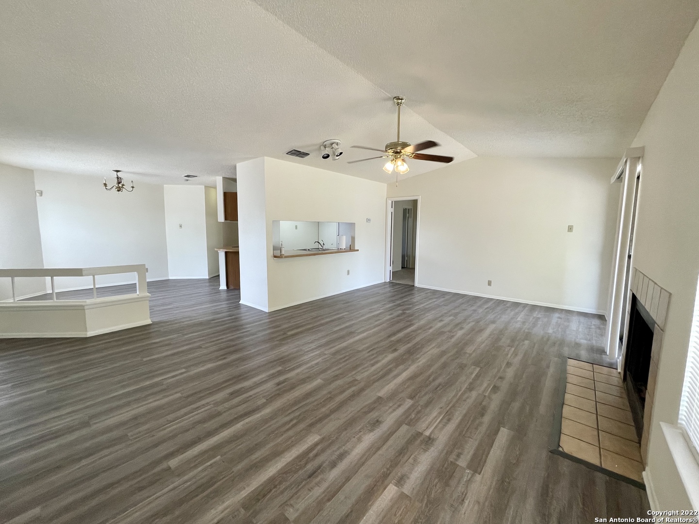 5766 Hawaiian Sun Drive San Antonio TX 78244