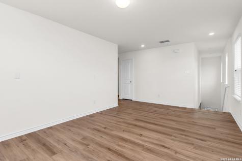 950 Bull Boat Lane San Antonio TX 78221