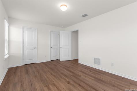 950 Bull Boat Lane San Antonio TX 78221
