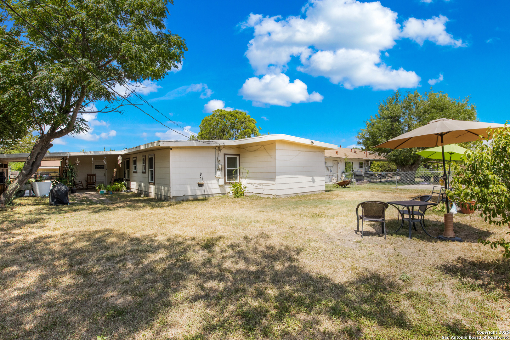 7518 Buckskin San Antonio TX 78227