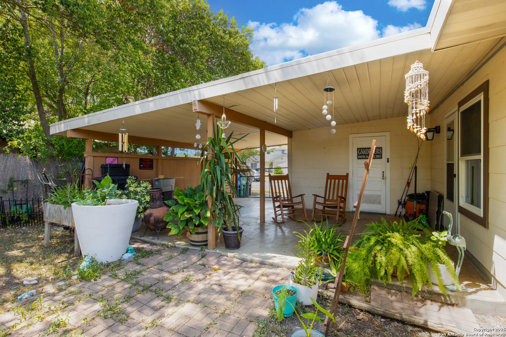 7518 Buckskin San Antonio TX 78227