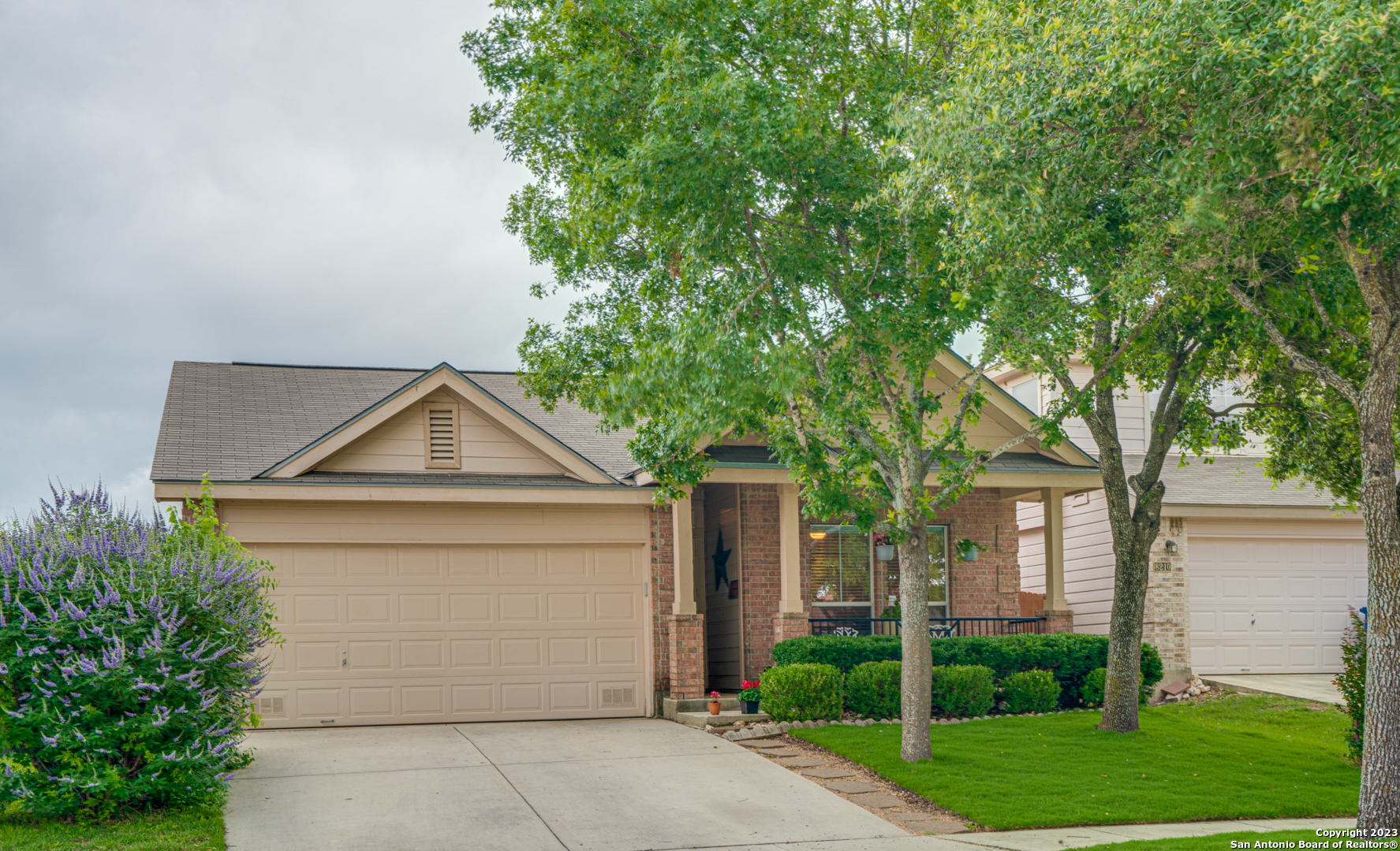 8214 Maloy Manor San Antonio TX 78250
