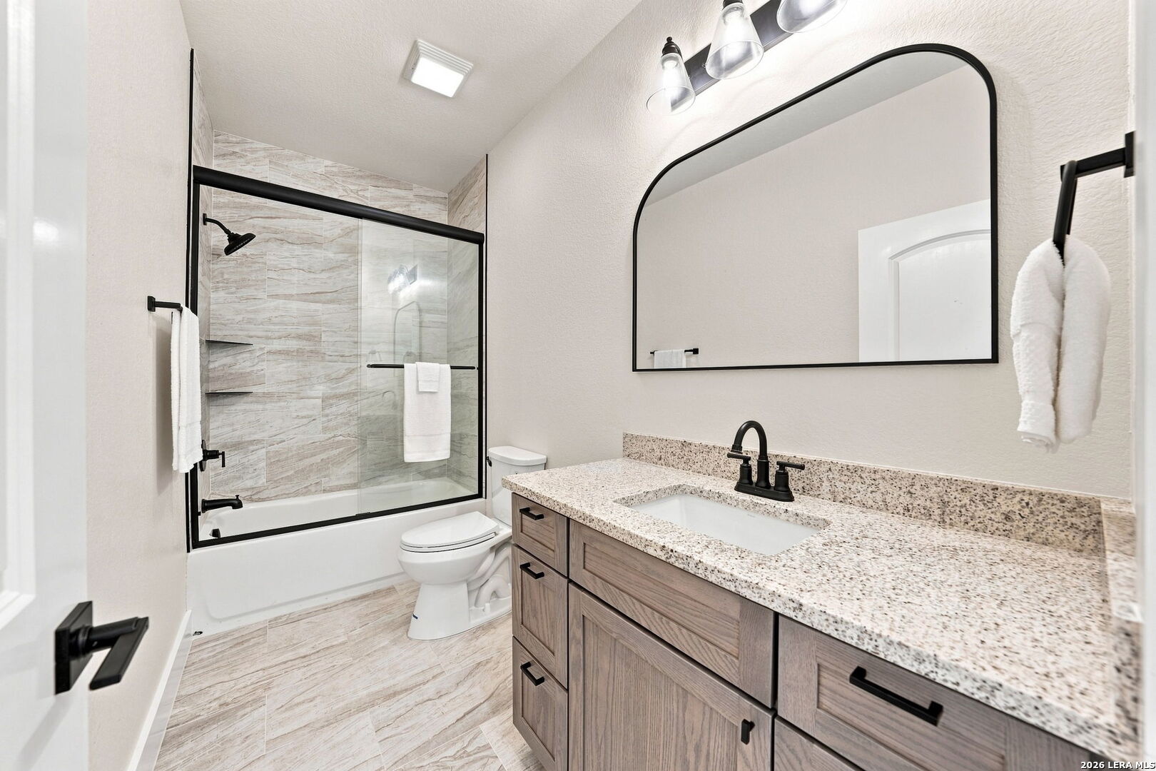 1012 Creswell Lane Kerrville TX 78028