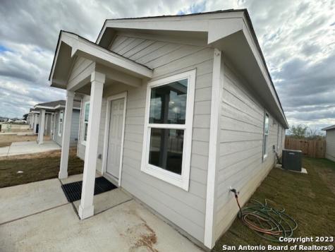 14206 Llama Place San Antonio TX 78252