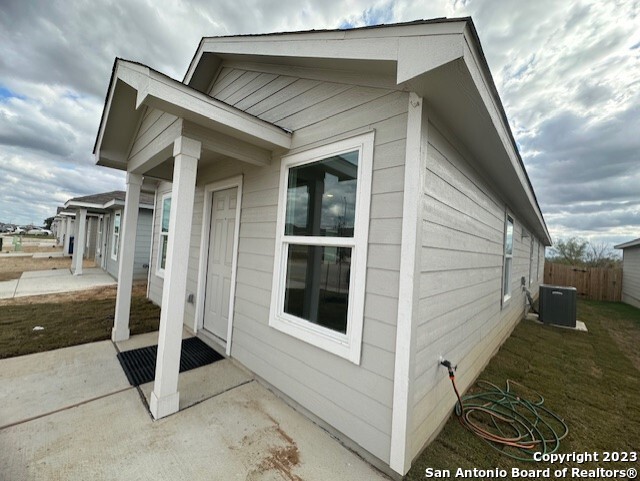 14206 Llama Place San Antonio TX 78252