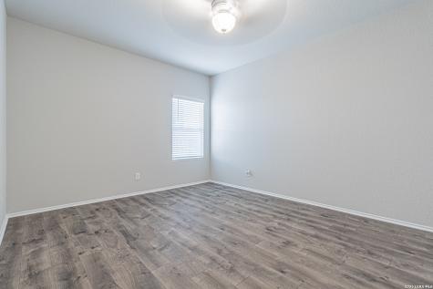 5919 Olson Bluffs San Antonio TX 78252