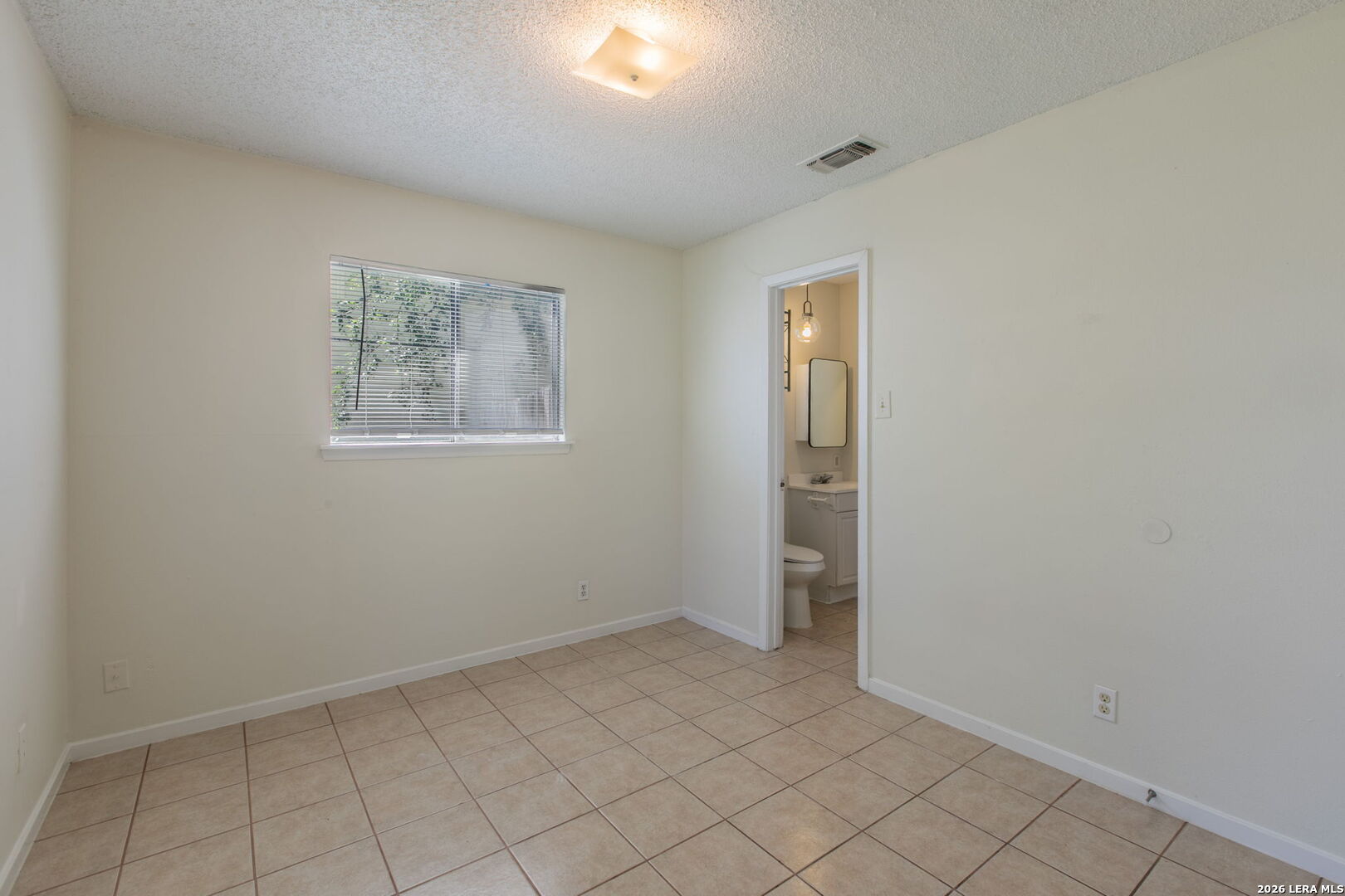 129 Meadow Drive Converse TX 78109