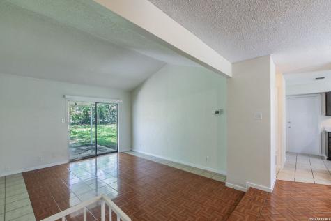 129 Meadow Drive Converse TX 78109