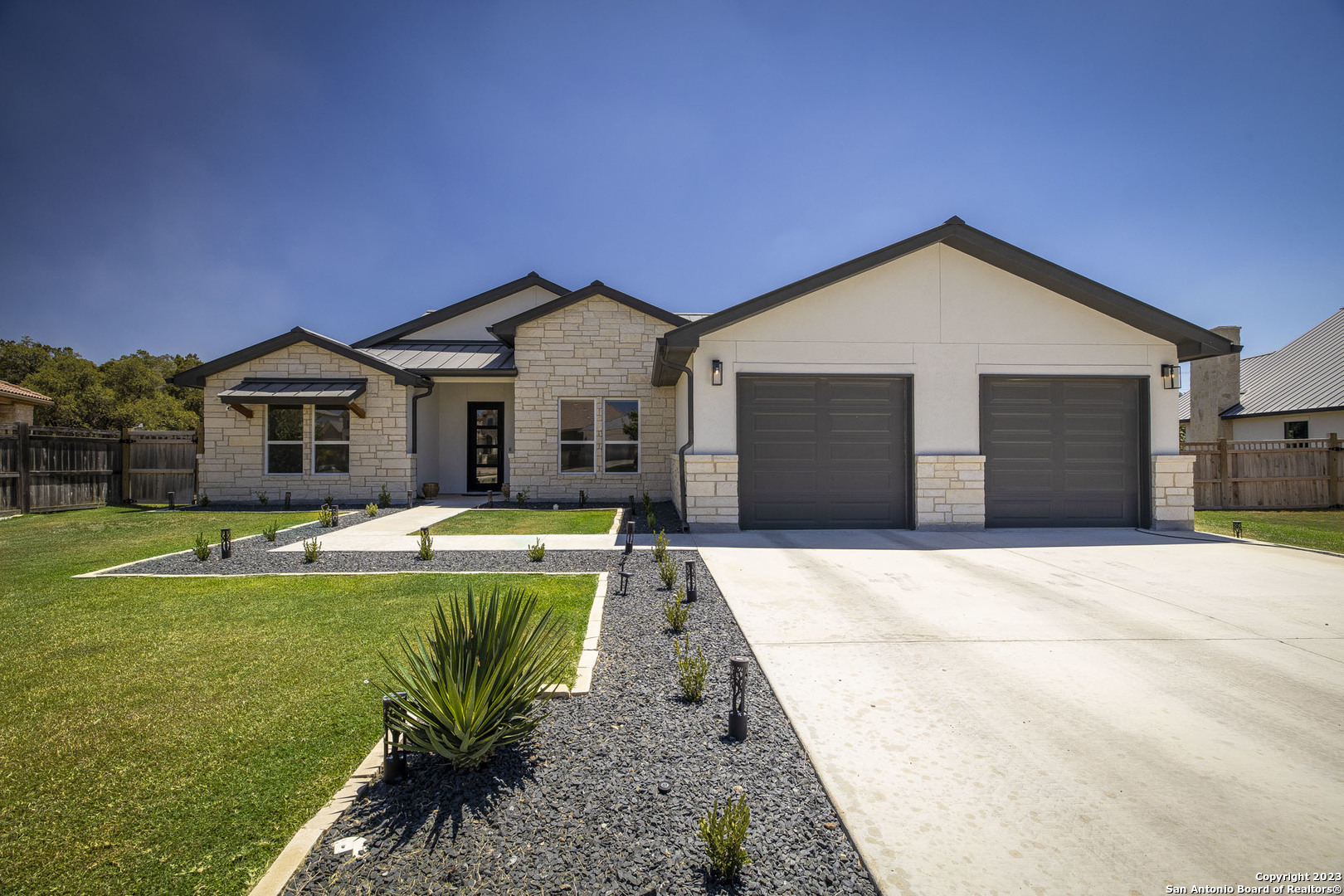 2437 Kookaburra Drive New Braunfels TX 78132