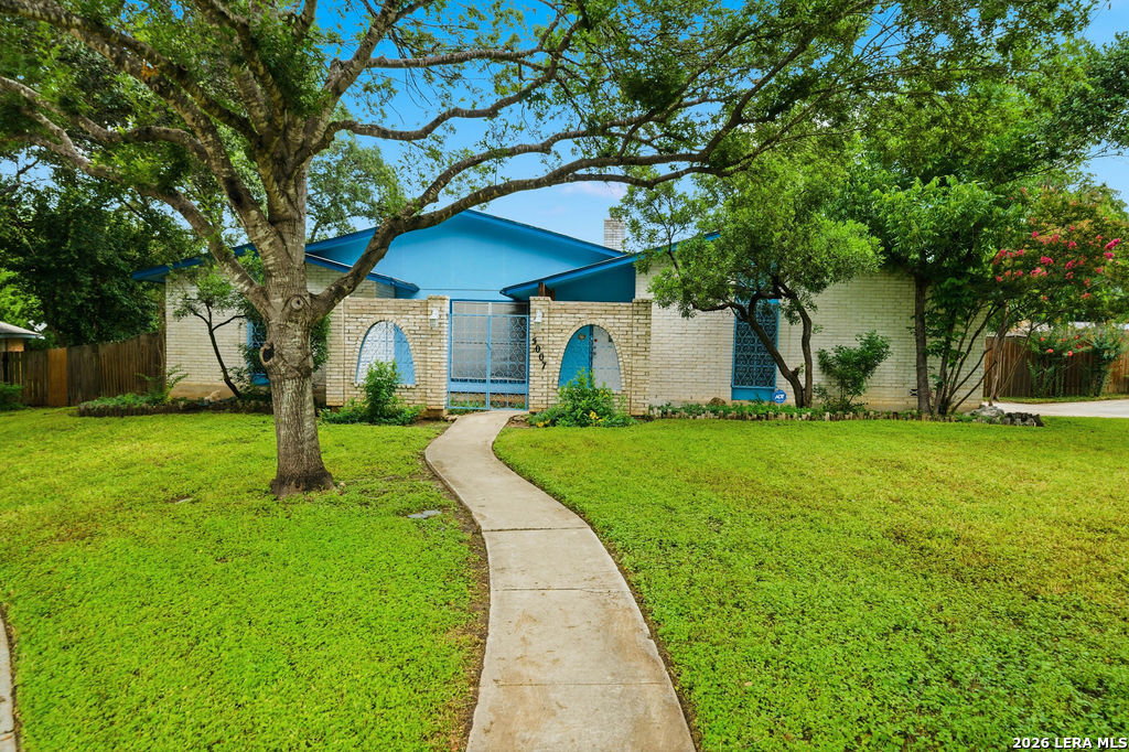 5007 Del Oro Circle San Antonio TX 78233